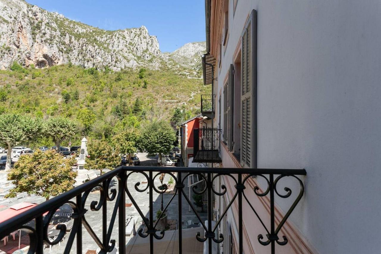 Sunny 1-Bed Apartment In Lovely Mountain Village La Brigue Ngoại thất bức ảnh