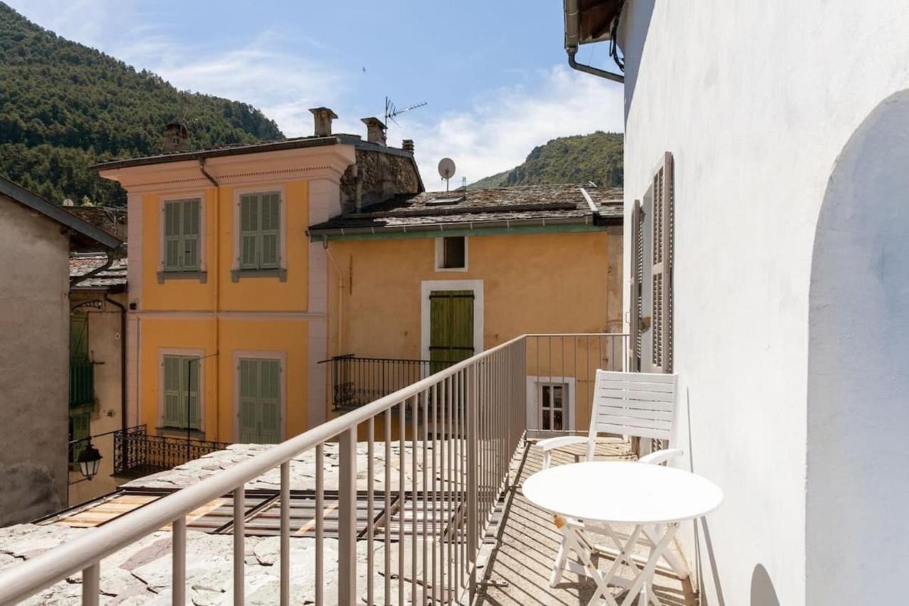 Sunny 1-Bed Apartment In Lovely Mountain Village La Brigue Ngoại thất bức ảnh